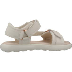 Sandalias Niña de la marca GEOX  modelo J SANDAL PUFFYPOP GI BEIS
