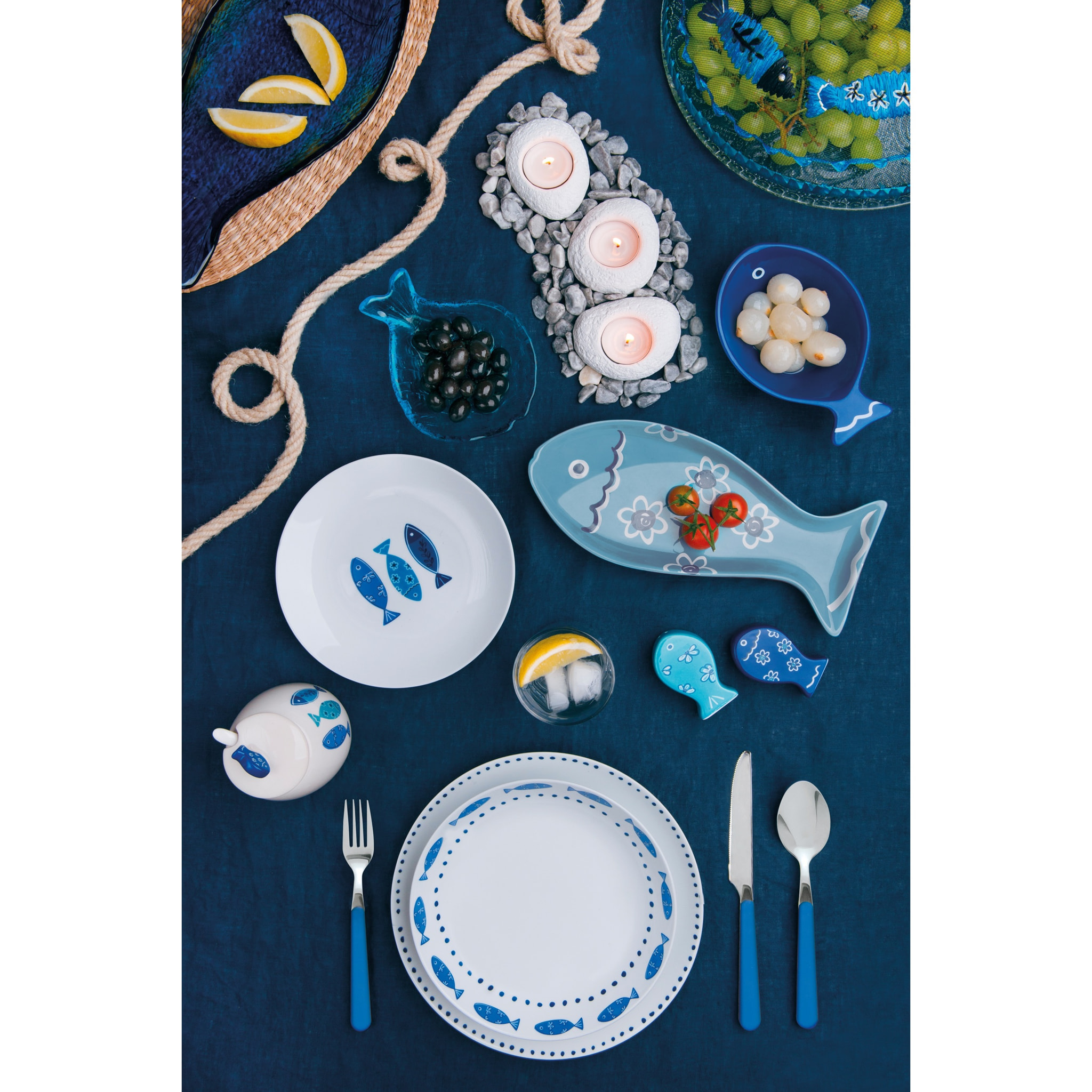 Service 18 assiettes Excelsa Ocean, porcelaine, blanc et bleu