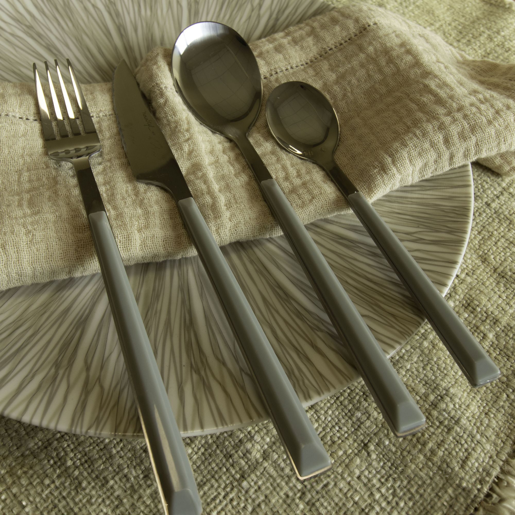 Lot de 6 cuillères à café grises en acier inoxydable COLORAMA