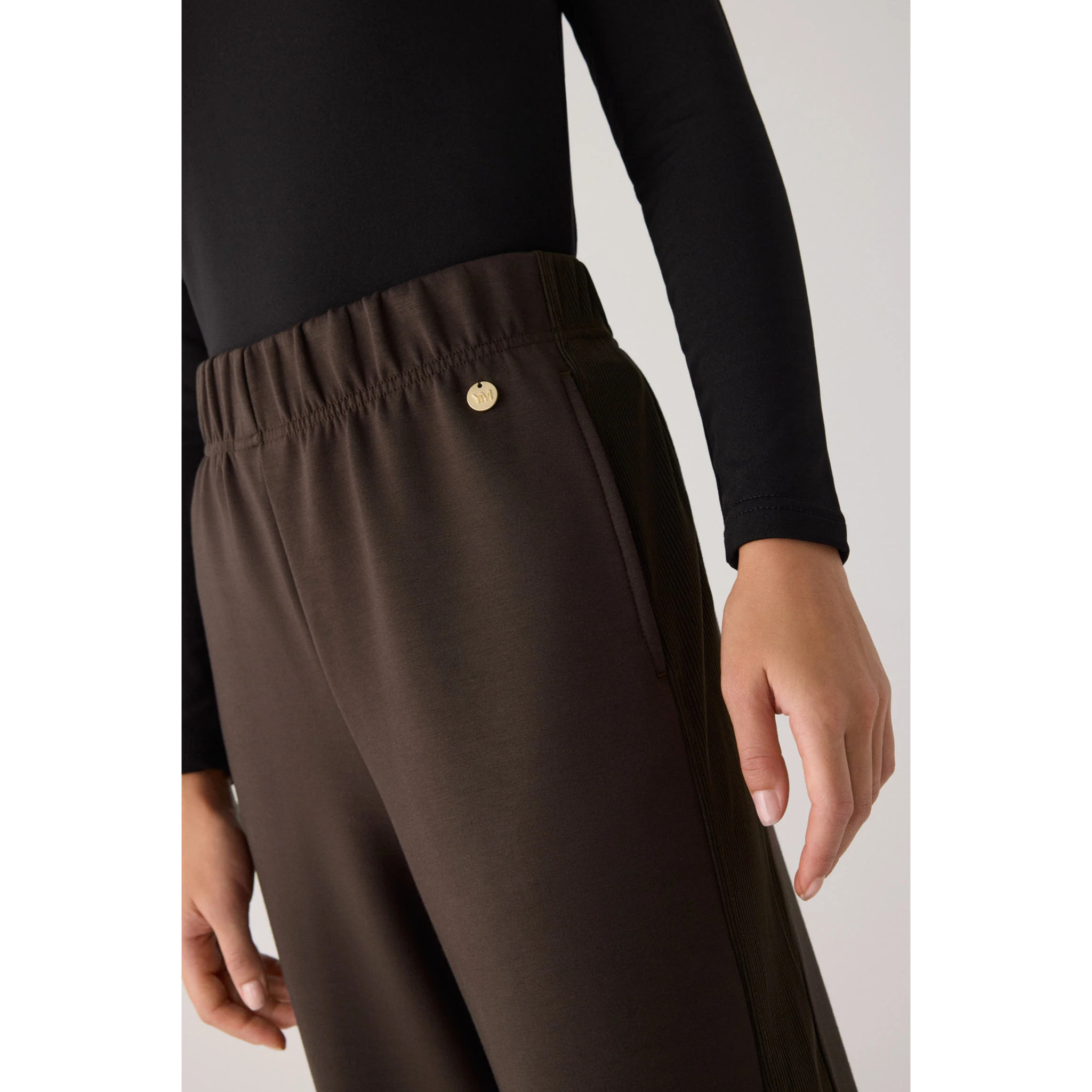 Pantalone largo
