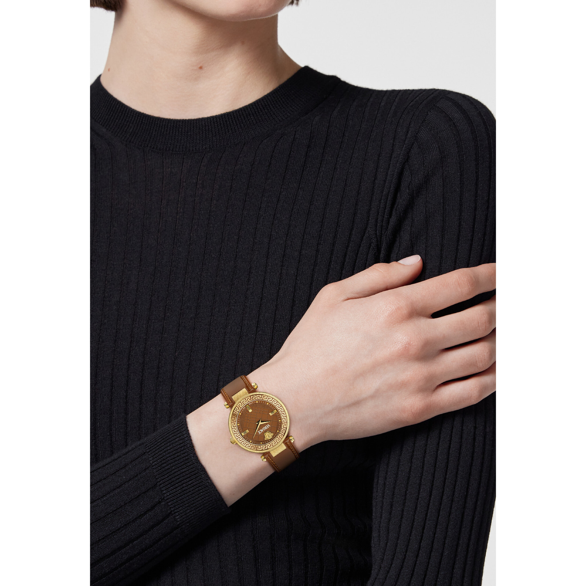 Versace Reloj Analógico De Cuarzo Versace Reve (Wc-8B)