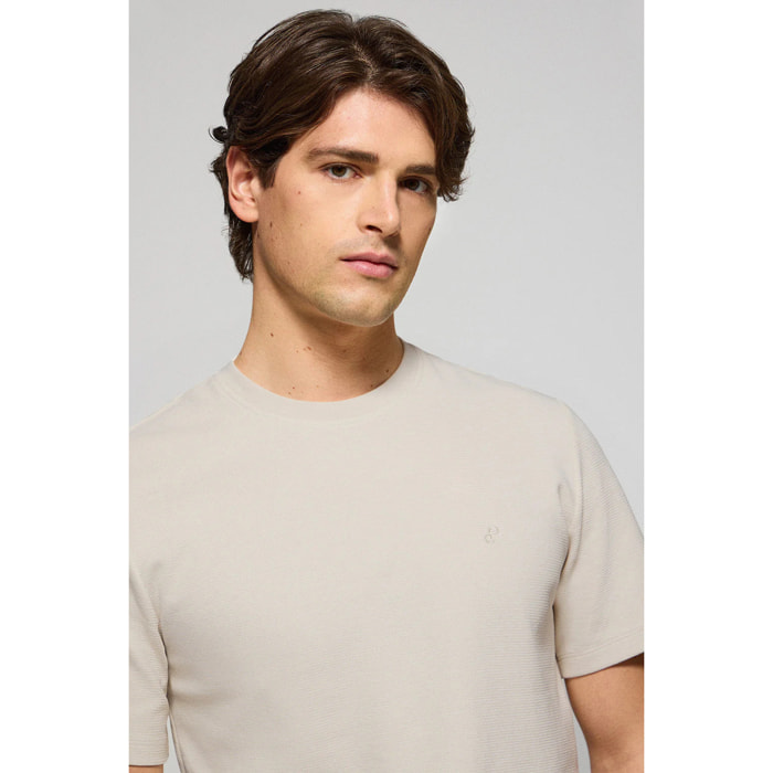 Camiseta gris claro microestructura con monograma bordado PC