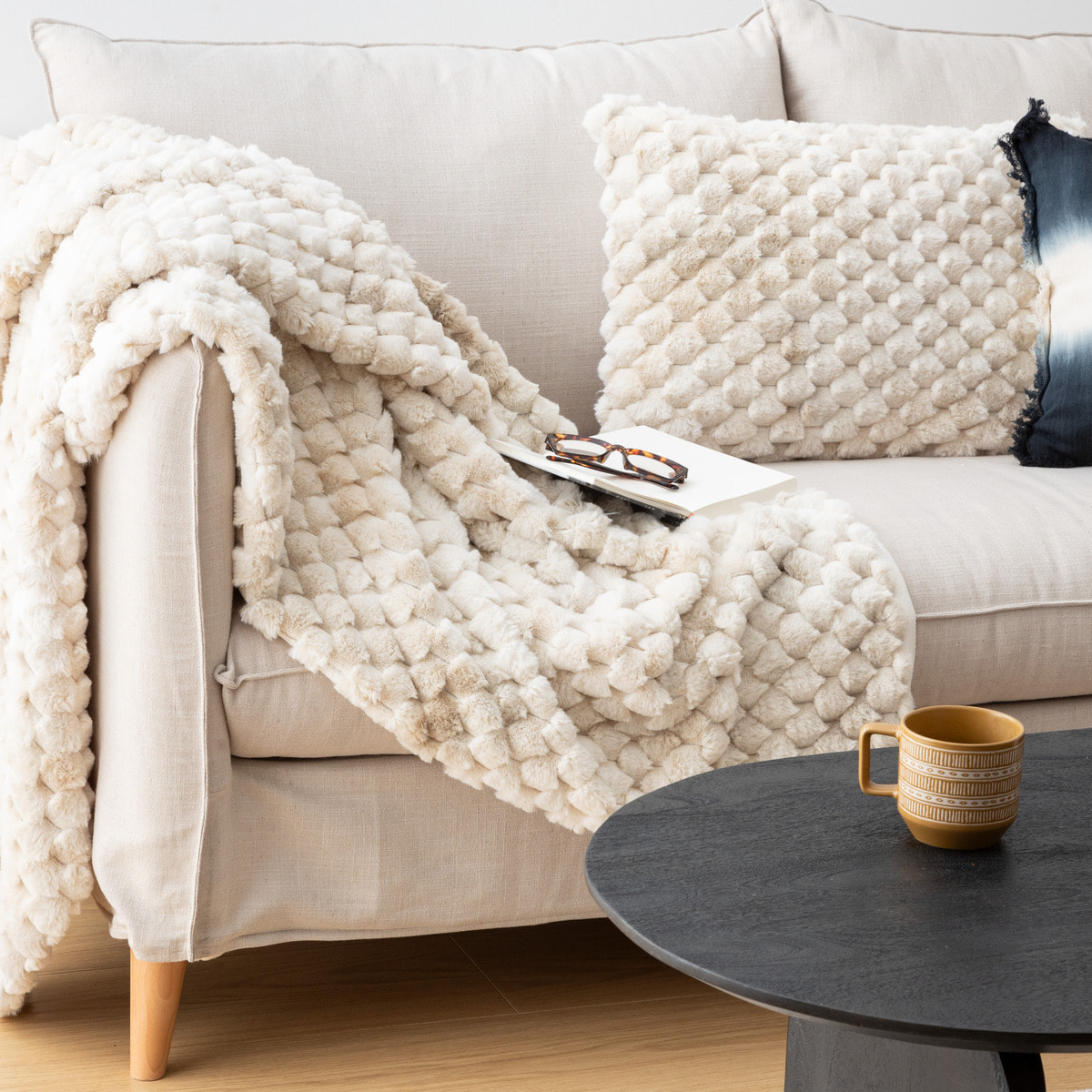 Plaid fourrure Ariel beige 120x160cm