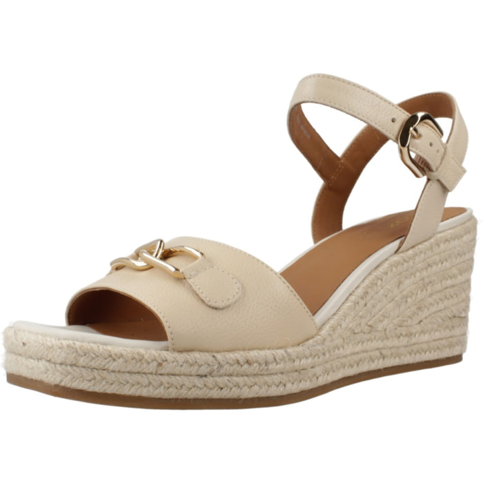 Sandalias Mujer de la marca GEOX  modelo D PANARES C - TUMB.LEA Light Brown