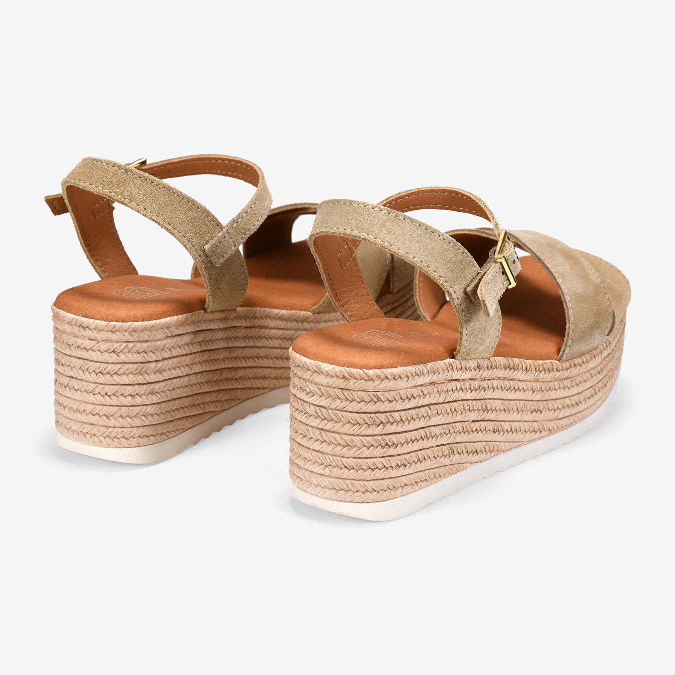 Sandalias de cuña arena en piel