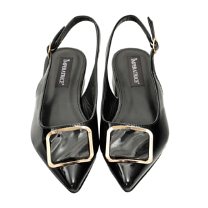 Ballerine in simil pelle verniciata con applicazione