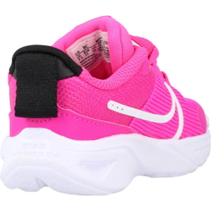 SNEAKERS NIKE STAR RUNNER 4