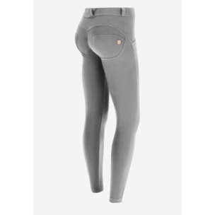Pantaloni push up WR.UP® 7/8 superskinny cotone organico