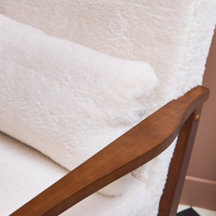 Fauteuil scandinave bois d'hévéa teinté noyer et tissu effet fausse fourrure