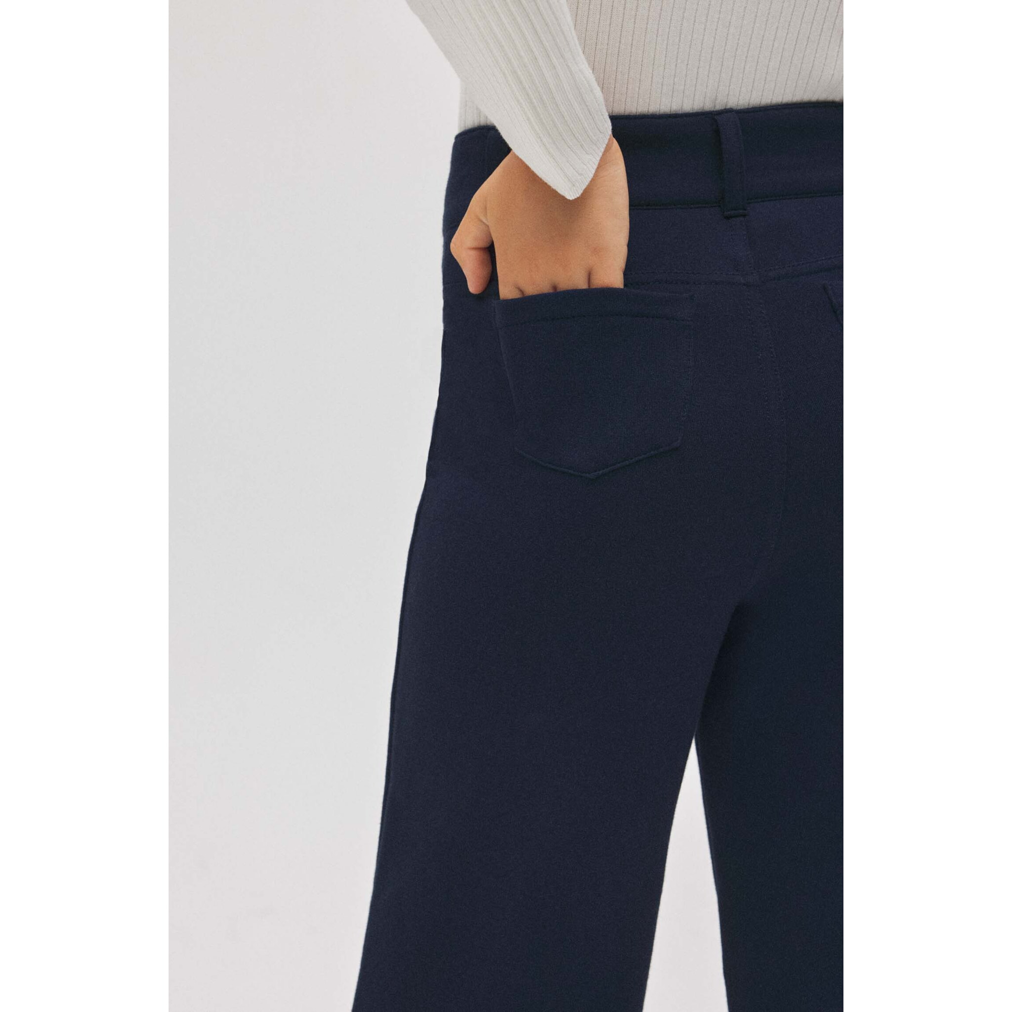 Pantaloni larghi da bambina con tasche blu navy