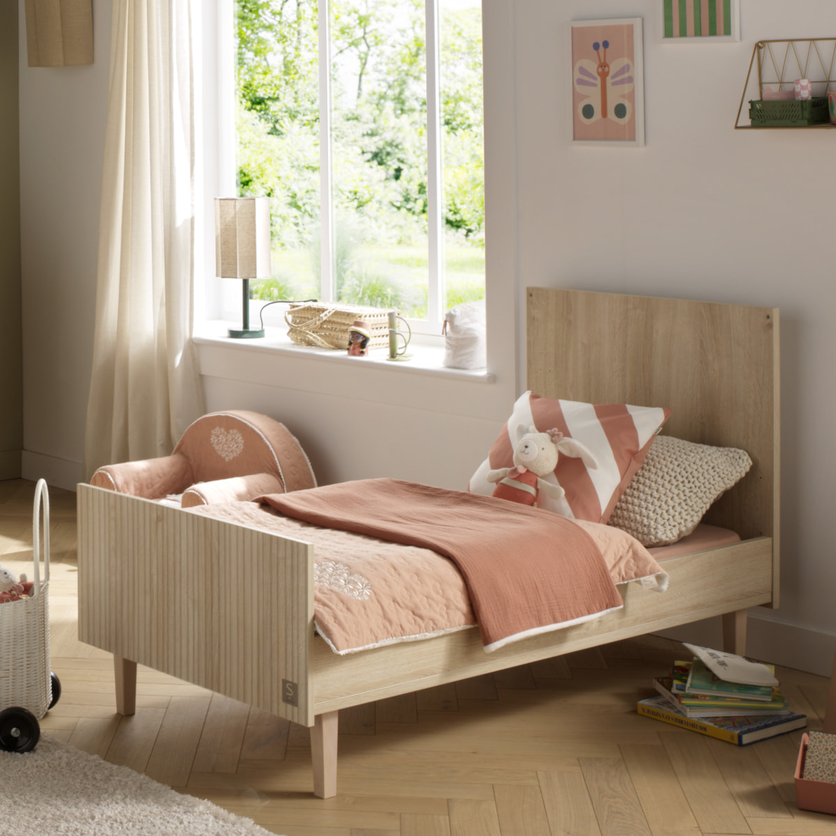 Lit évolutif 140x70 - Little Big bed sur pieds bois