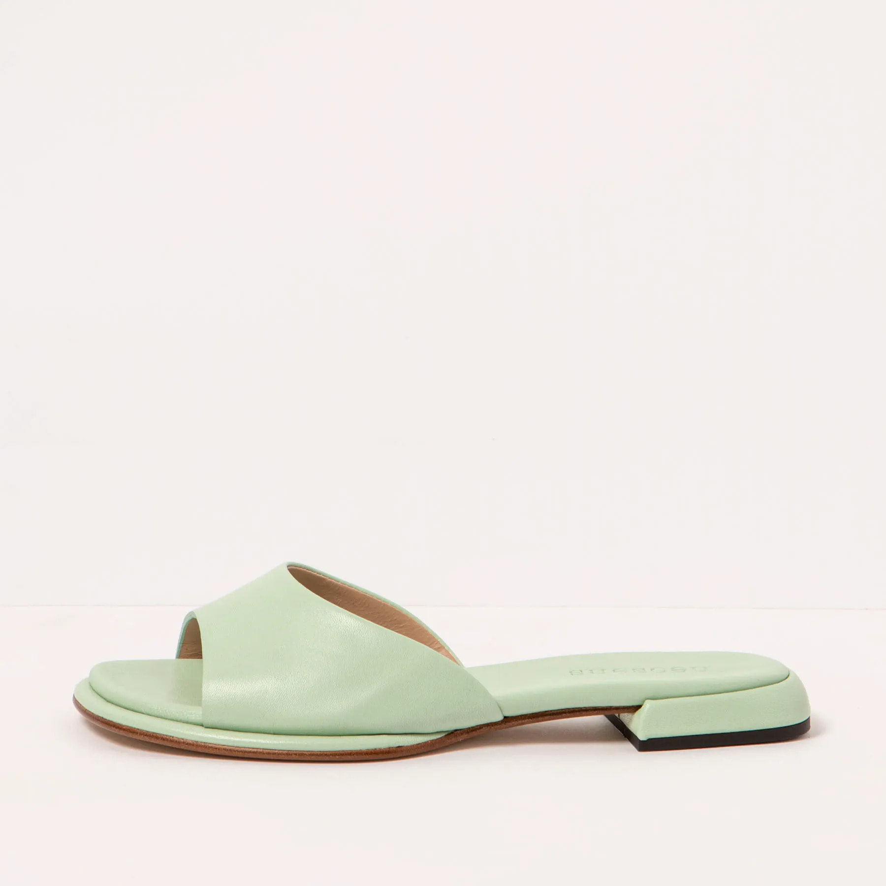 Sandalias S3153 NAPPA PASTEL GREEN/ VALVIN color Pastel green