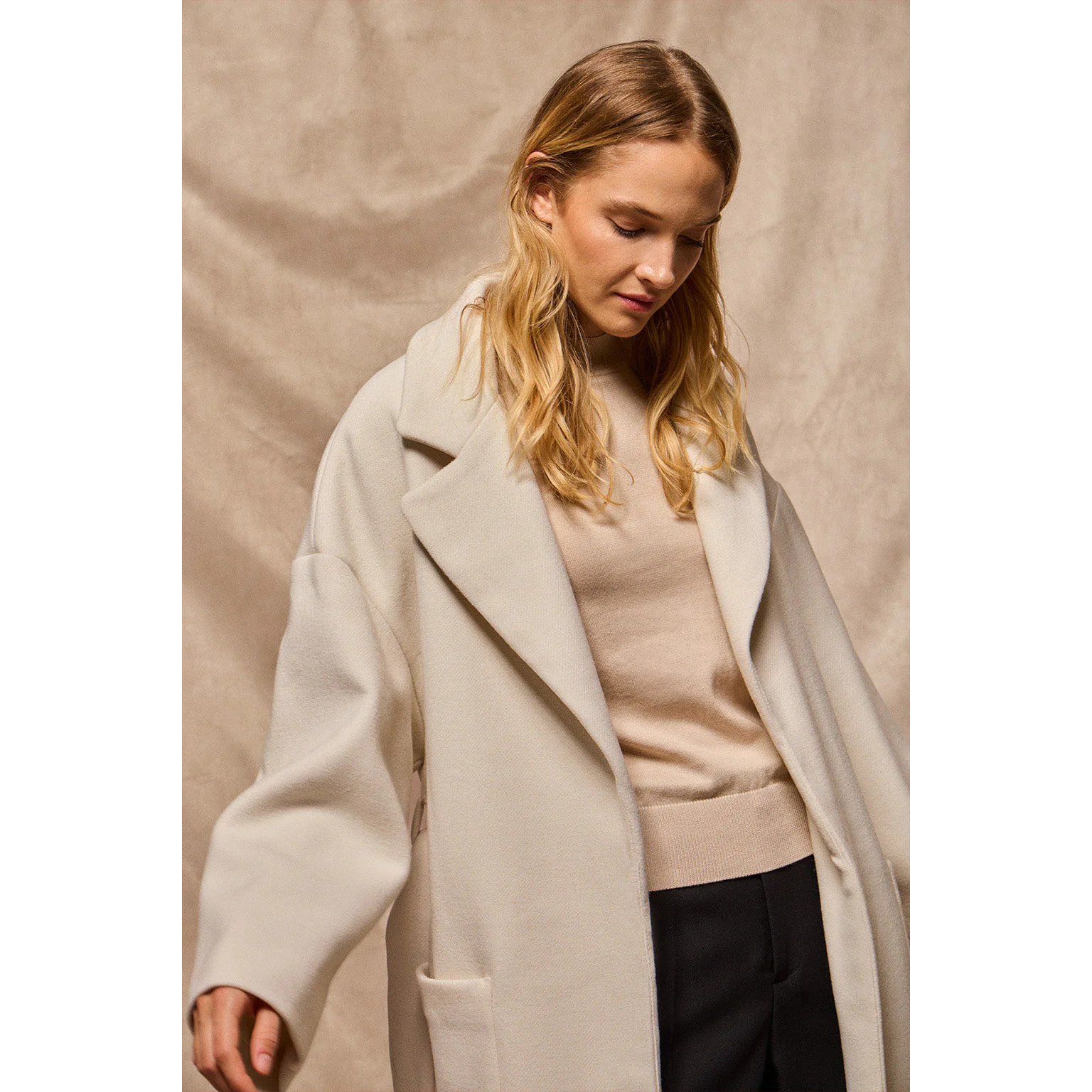 Abrigo largo Carrie beige de paño y detalles Polo Club