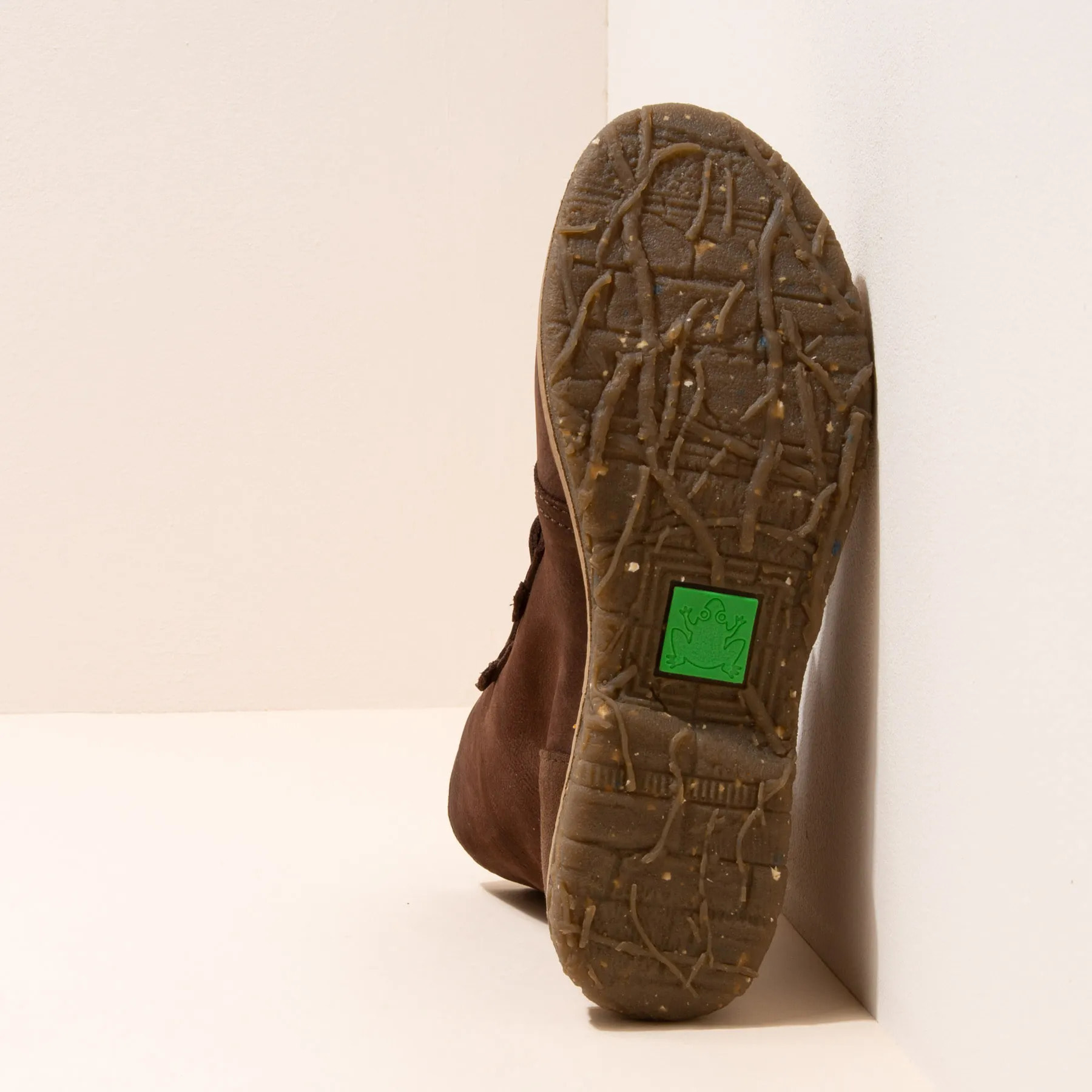 Botines N5470 PLEASANT BROWN/ ANGKOR color Brown