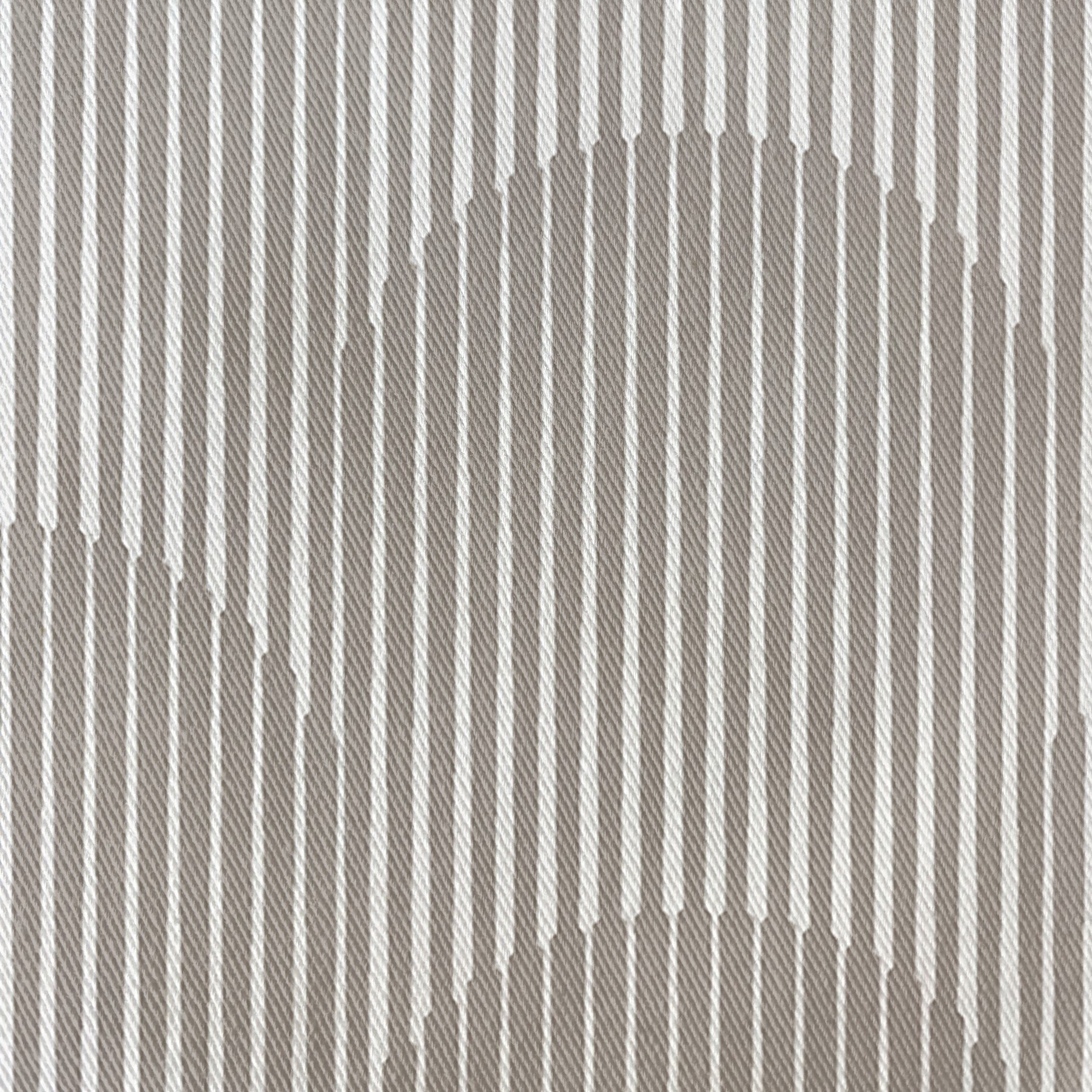Nappe imprimée anti-tâches AMARA BEIGE