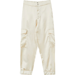 Pantalone cargo effetto raso