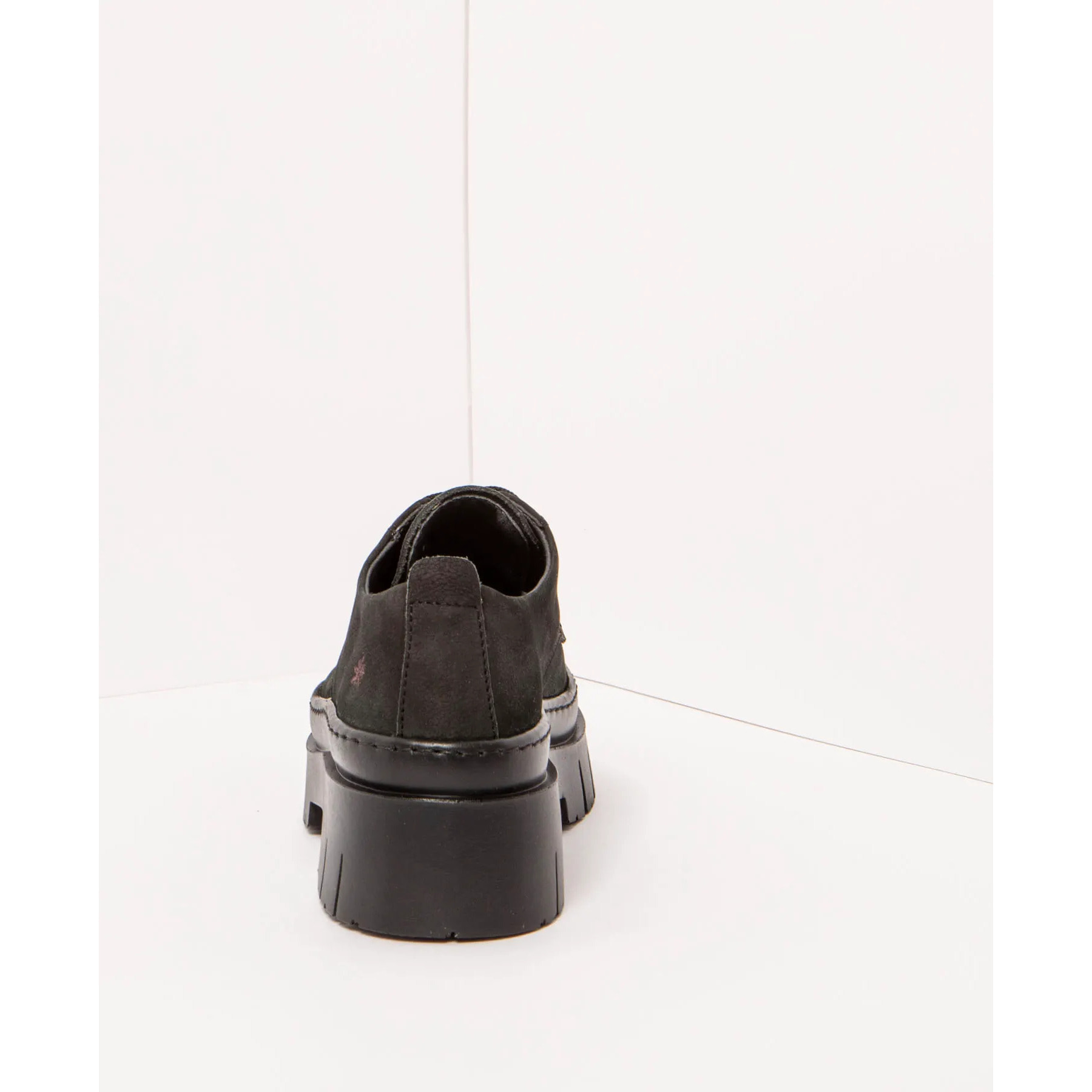 Zapatos 1952 NOBUCK BLACK/AMBERES color Black