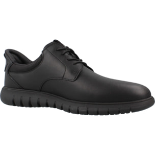 Zapatos de Vestir Hombre de la marca GEOX  modelo U664JA 0009B NEGRO