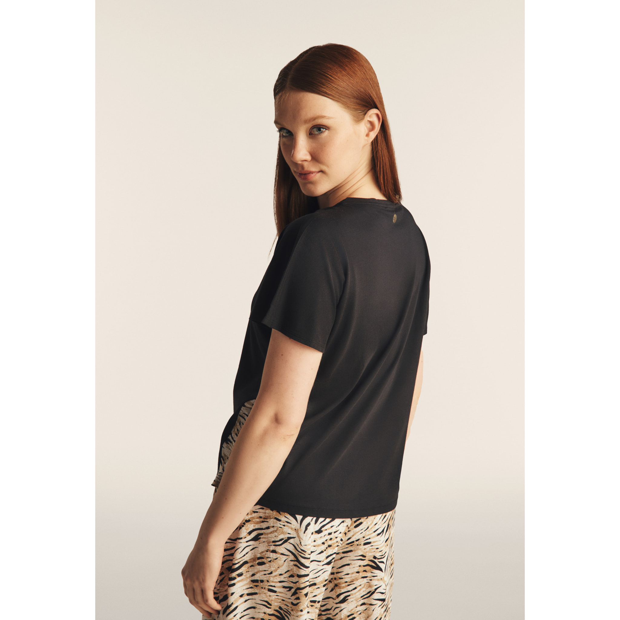 T-shirt maniche a kimono con stampa fantasia sui fianchi