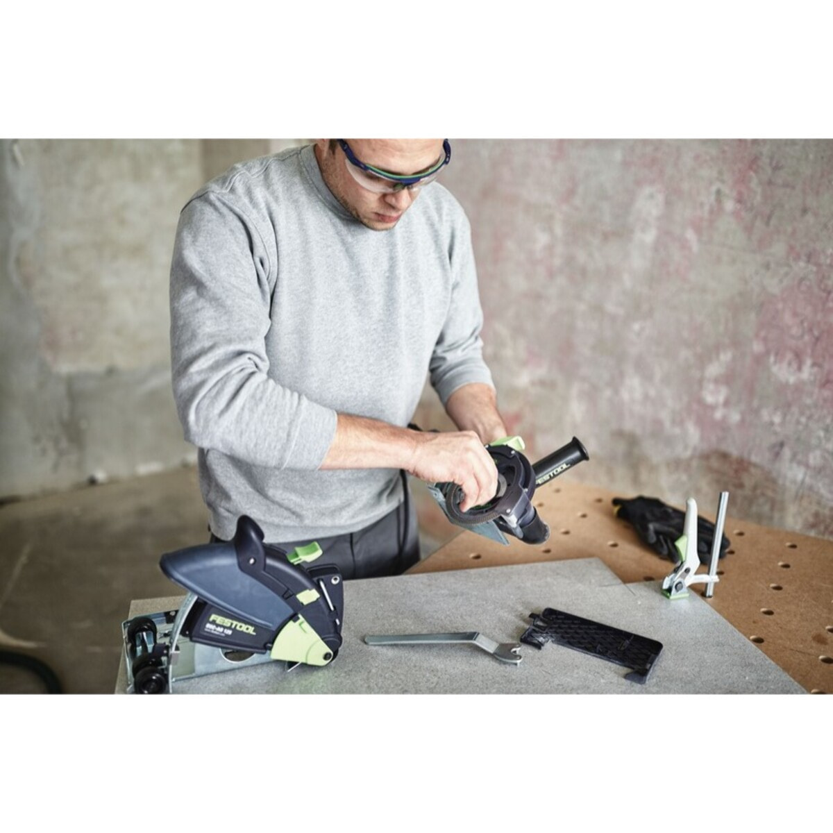 Système de tronçonnage diamant DSC-AG 125-Plus-FS - FESTOOL - avec rail de de guidage et SYSTAIER - 578530