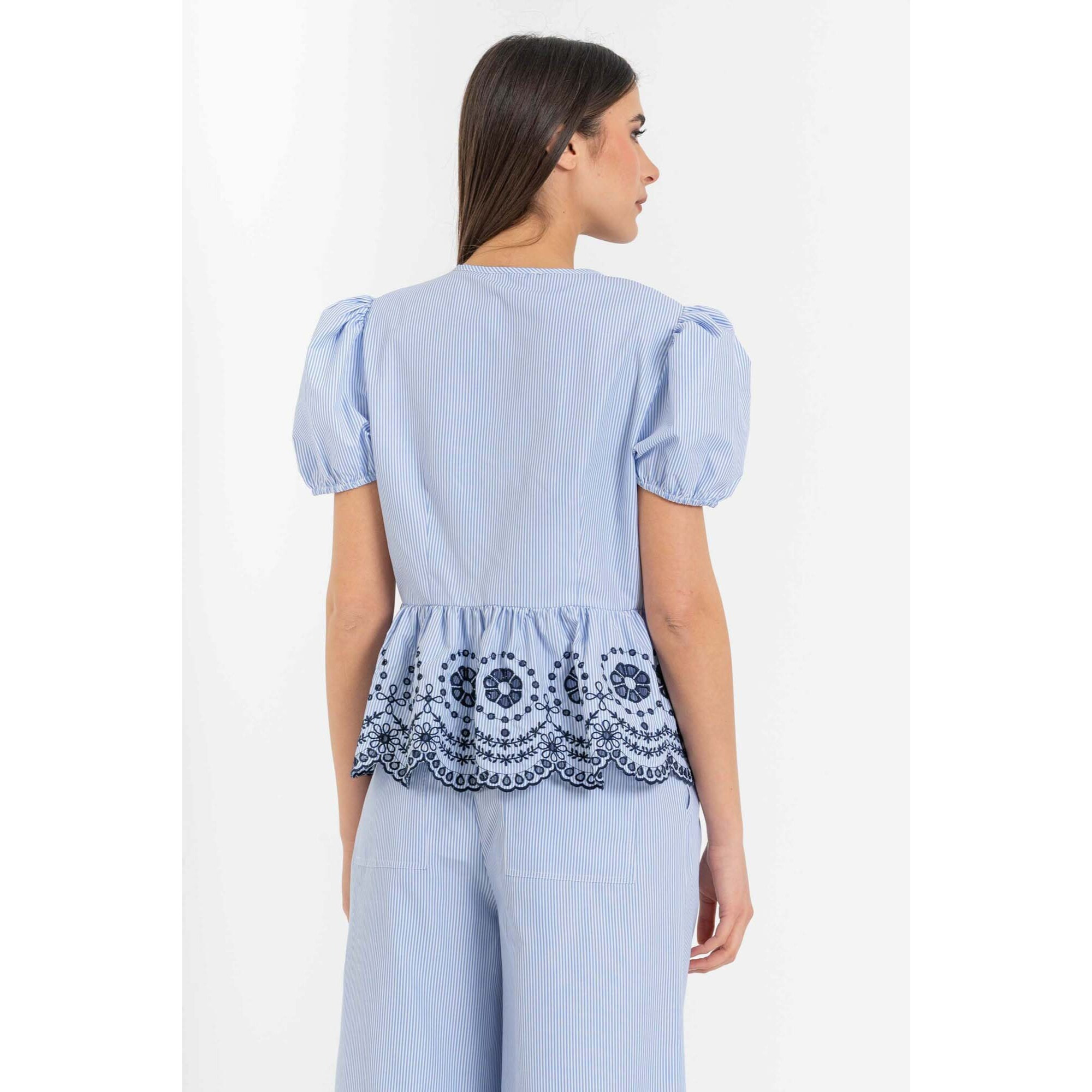 Kocca - Blusa da donna a righe con maniche a sbuffo e orlo ricamato Donna