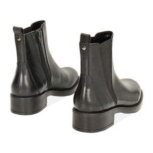 Botines chelsea negros de cuero