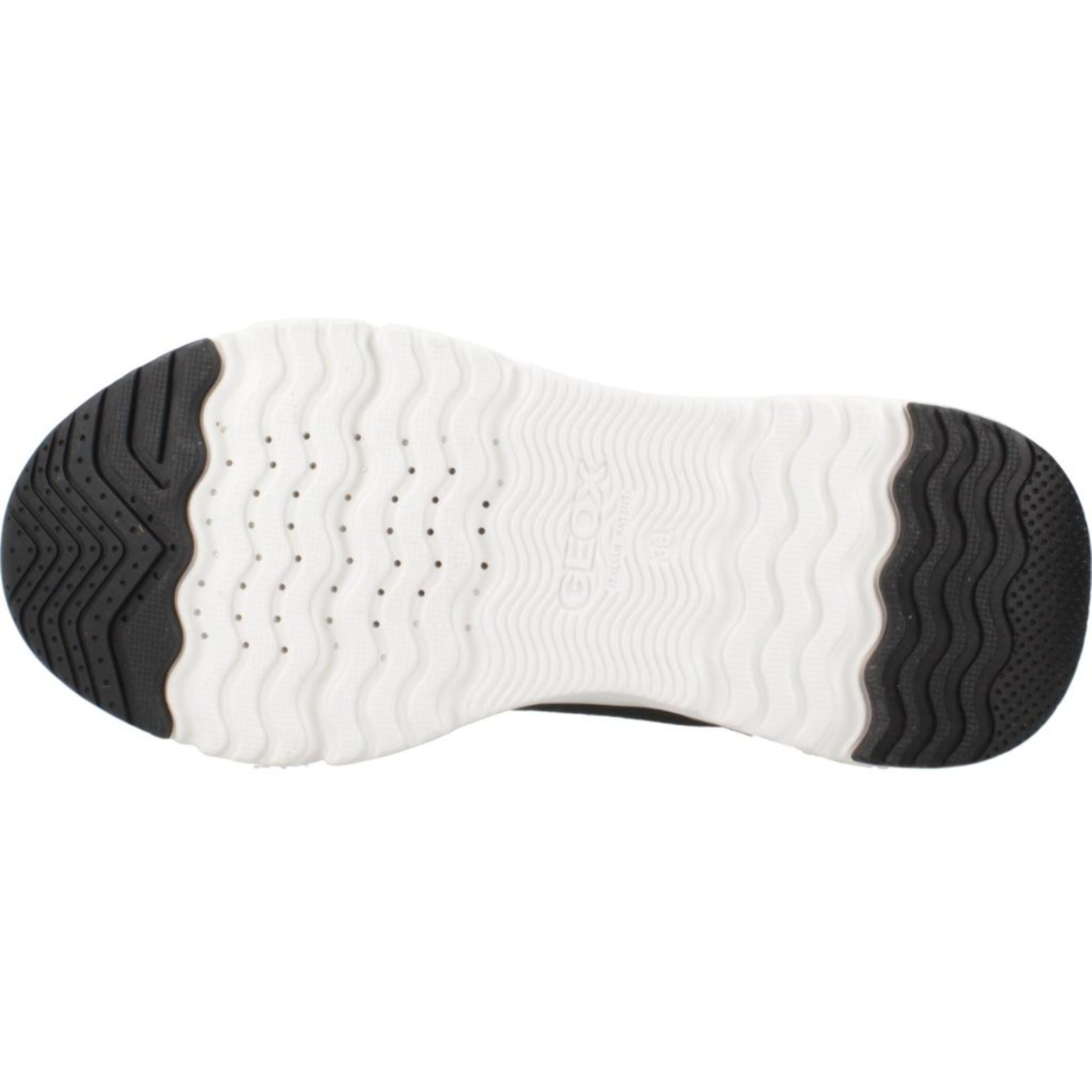 Zapatillas Niña de la marca GEOX  modelo J LOFTUS NEGRO