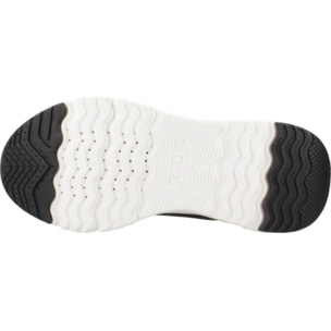 Zapatillas Niña de la marca GEOX  modelo J LOFTUS NEGRO