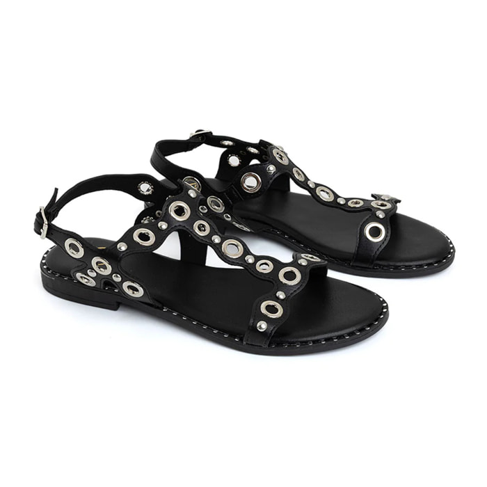 Sandalo flat con borchie traforate - NERO