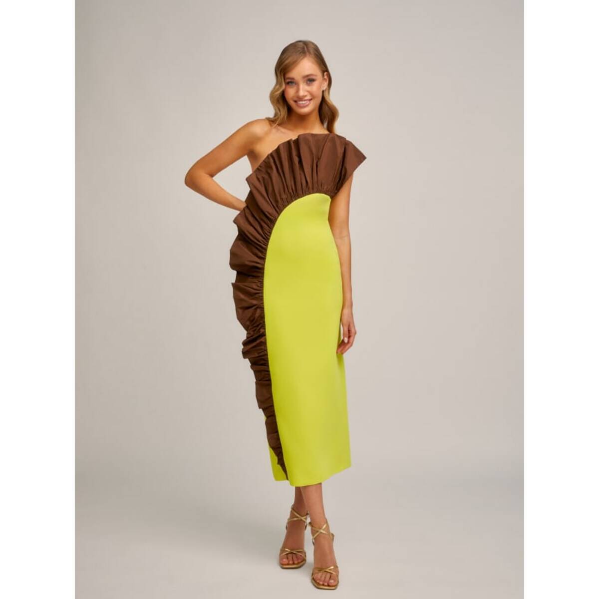 VESTIDO VICTORIA SICILLY AMARILLO MARRON