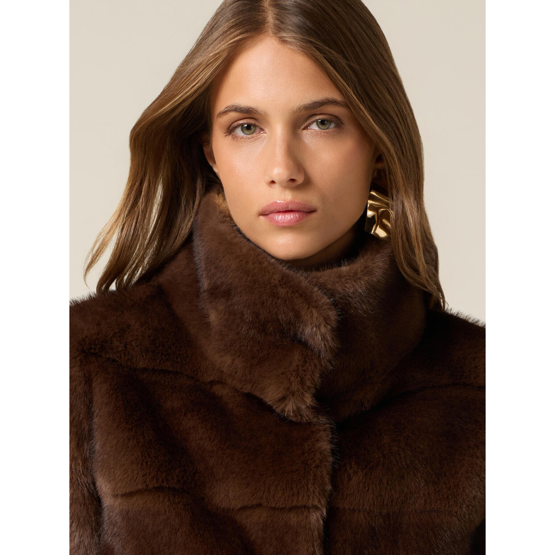 Oltre - Chaqueta corta efecto peluche - Marrón