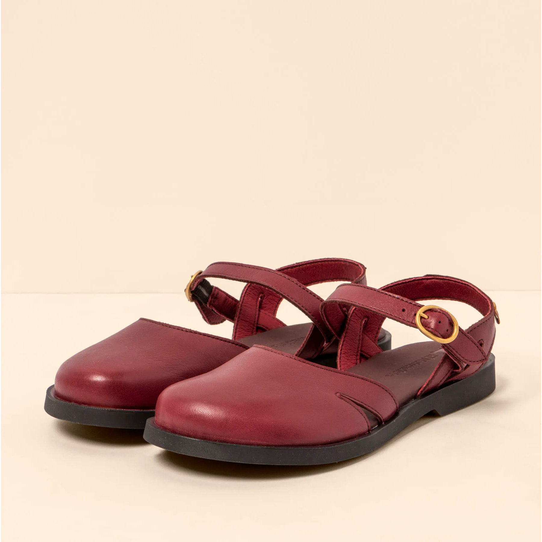 Sandalias N5874 SOFT NAPPA BURDEOS/ ARENISCA color Burdeos