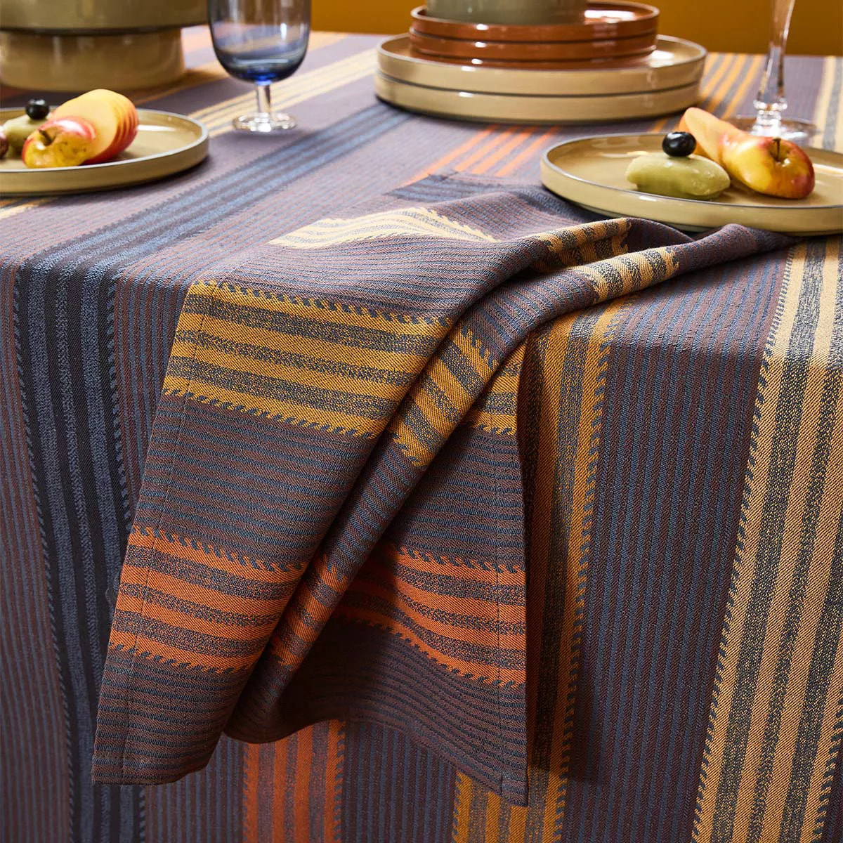 Serviette pur coton motif jacquard brun marron Mille bambous onyx