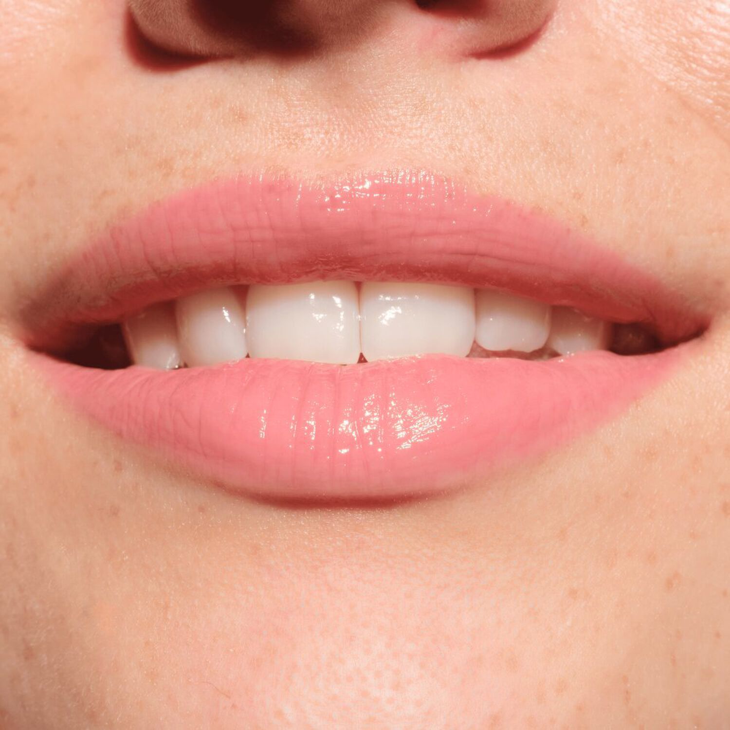 Melt & Plump Juicy Lip Plumper - Baume Repulpant Fini Brillant