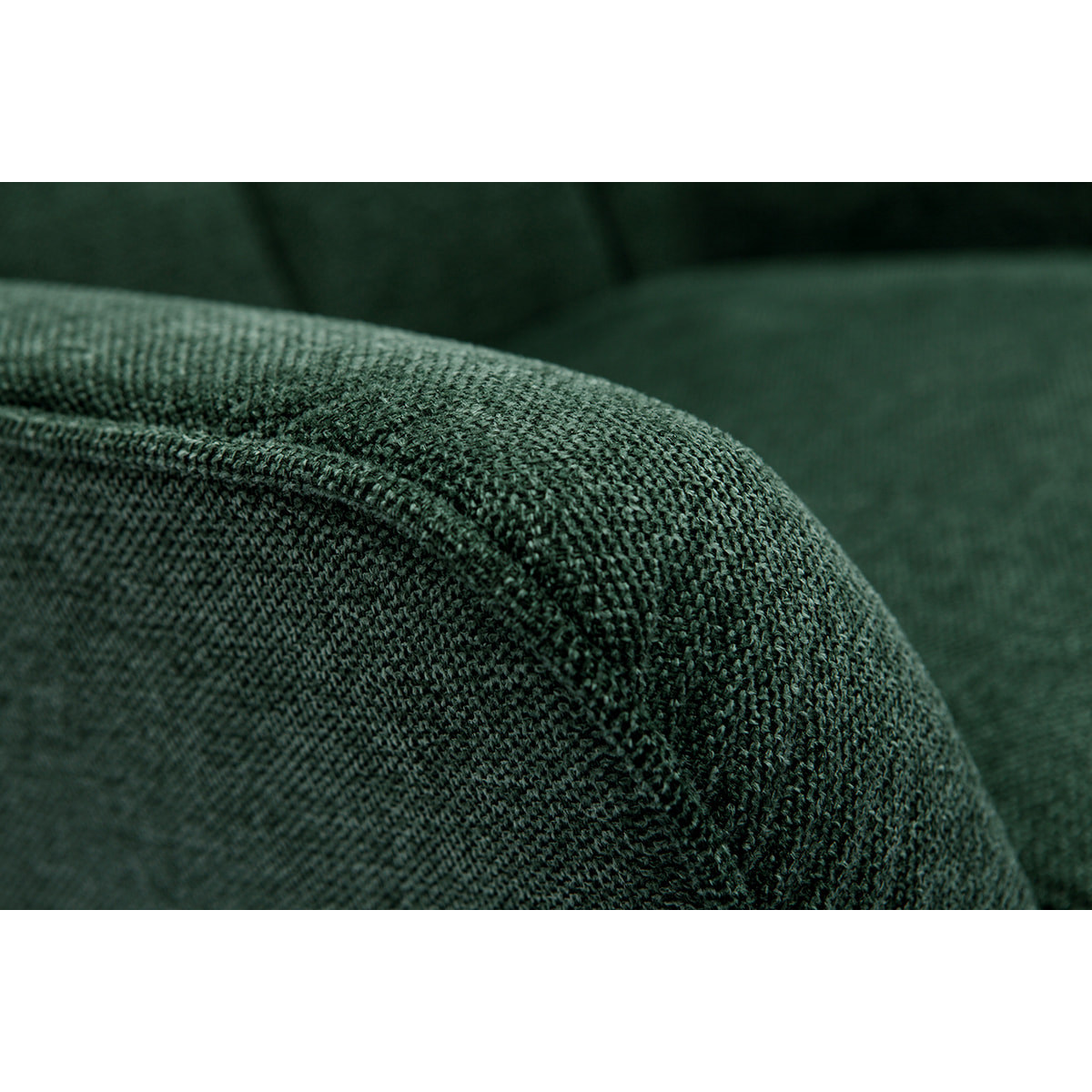 Fauteuil scandinave tissu effet velours texturé vert foncé et bois clair AVERY