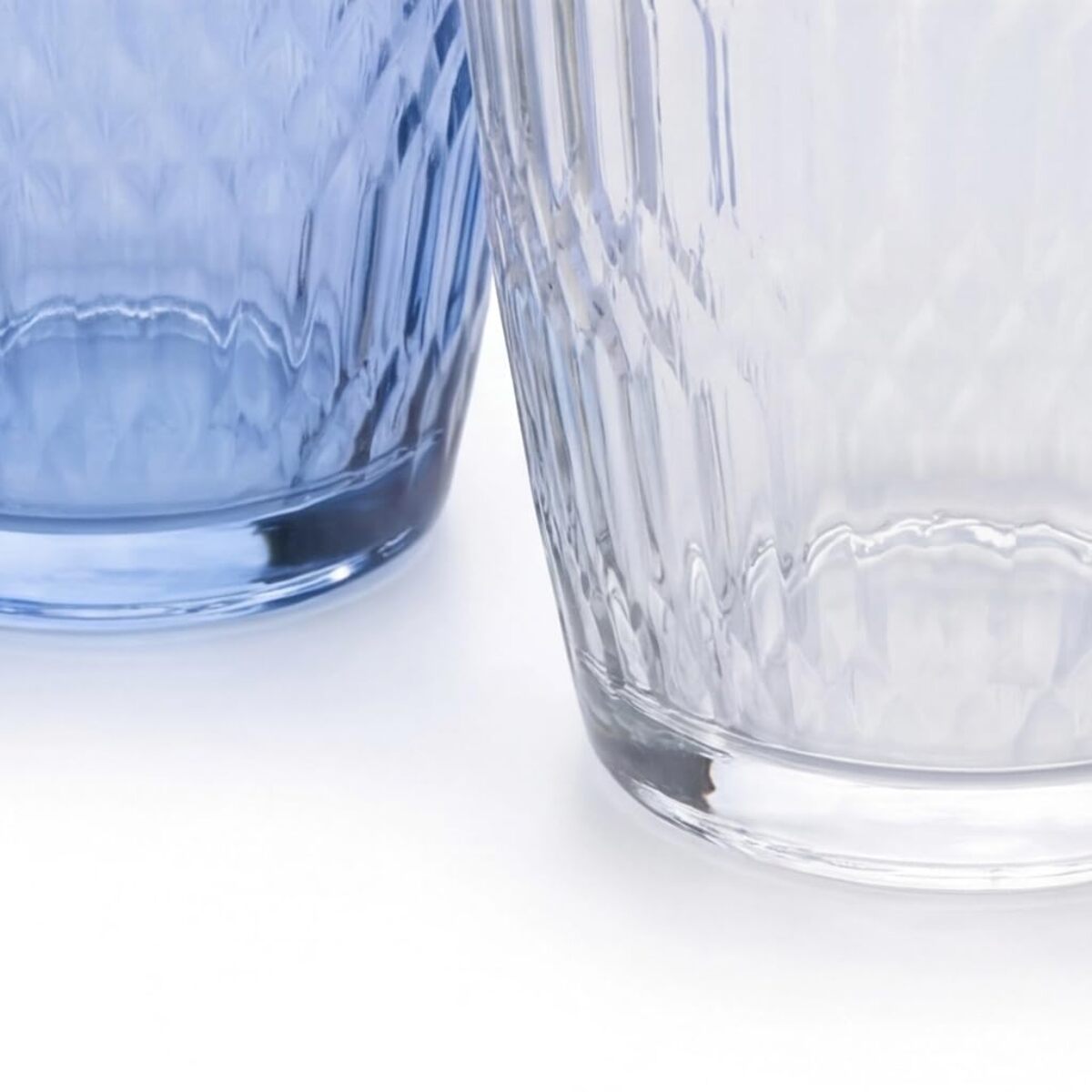 Set 6 bicchieri acqua colorati in vetro 31 cl, design moderno ed elegante, bicchieri resistenti per bibite cocktail e succhi, vetro certificato per alimenti senza piombo, lavabili in lavastoviglie