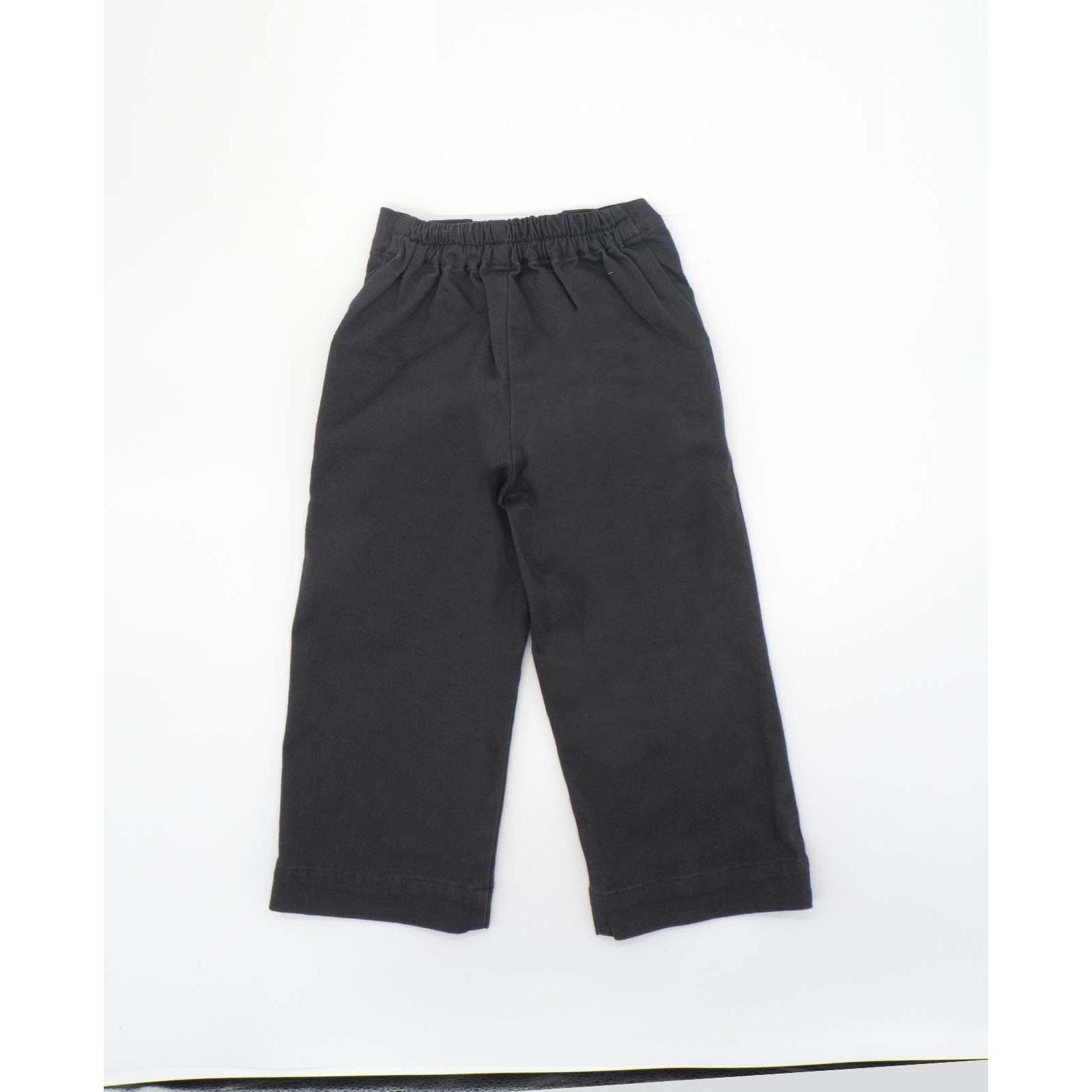 Pantalón de sarga gris oscuro con botones beige