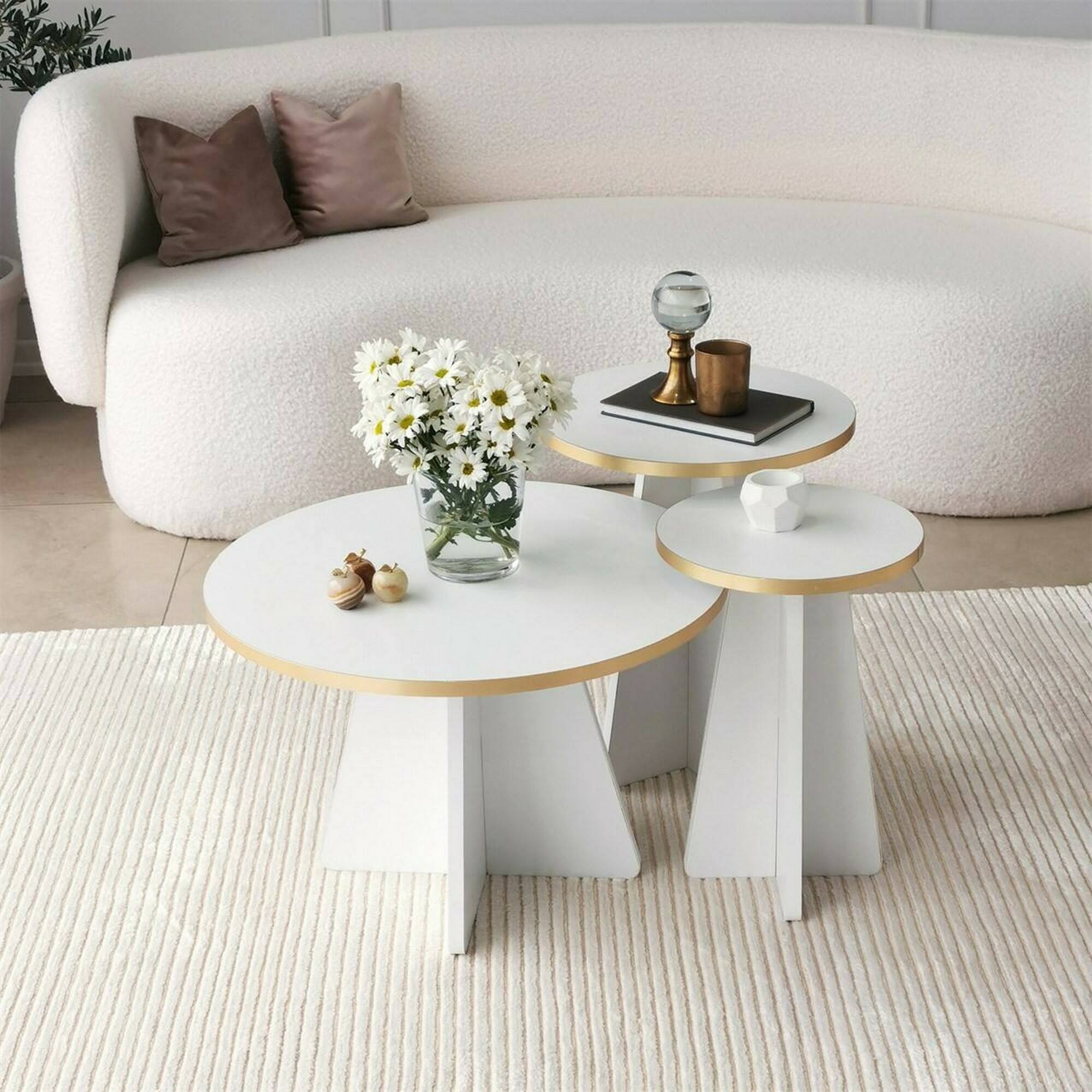 Tavolino da salotto Armanda, Tavolo basso da caffè, Portariviste per divano, Ripiano da soggiorno, 60x60h40 cm, Oro e Bianco