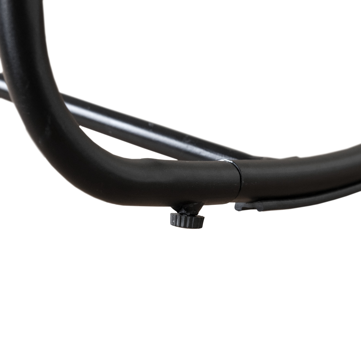 Fauteuil à bascule en rotin synthétique avec coussin noir CINTA