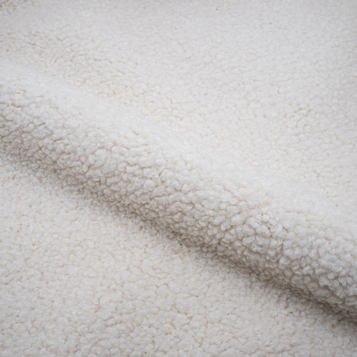 Lot de 2 chaises effet laine bouclette blanche et pieds en métal - Koko