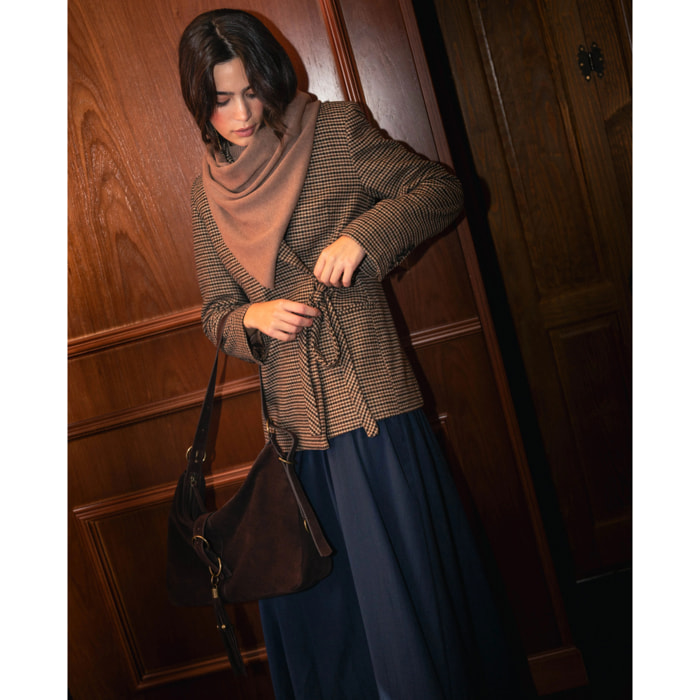 Blazer cruzada con solapa y ajuste con lazadas