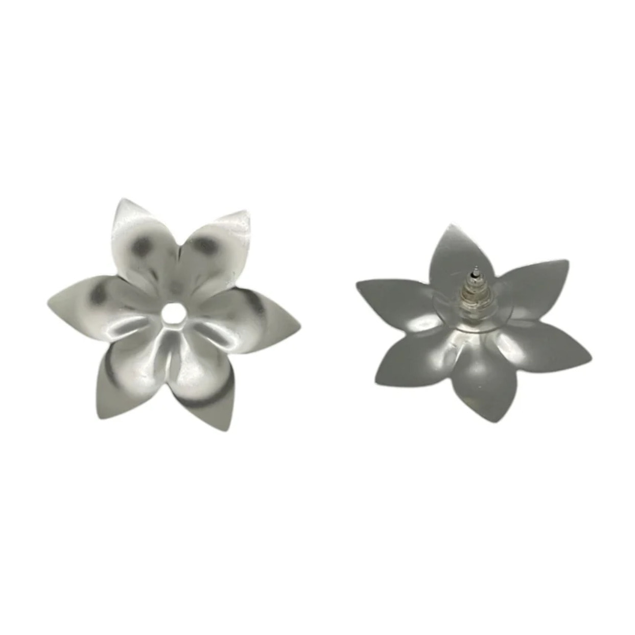 Pendiente flor 3D margarita laton plata10µ