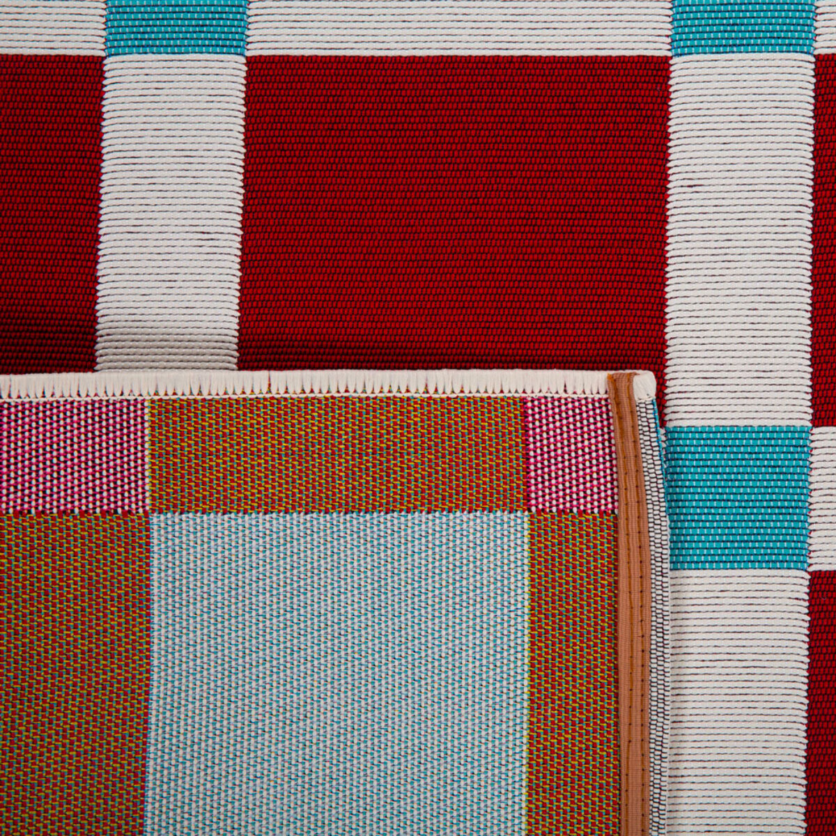 POSITANO - Tapis intérieur/extérieur à motif damier bordeaux