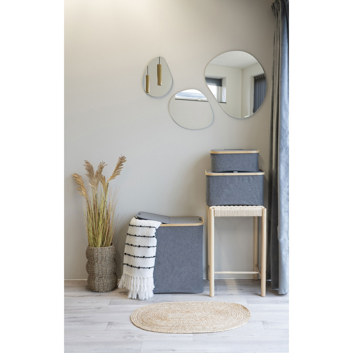 Cesta portabiancheria Noto in bambù FSC e tessuto grigio scuro 54x33x54 cm
