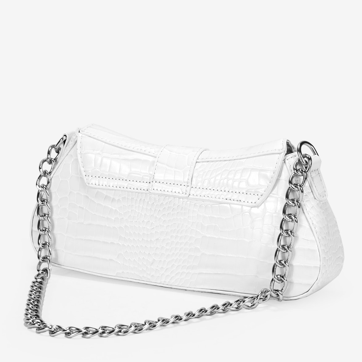 Bolso de hombro blanco con cadena
