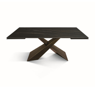 Tavolo FIGARI in vetroceramica matt golden nero con gambe a X in metallo bronzo, allungabile 180x90 cm - 260x90 cm
