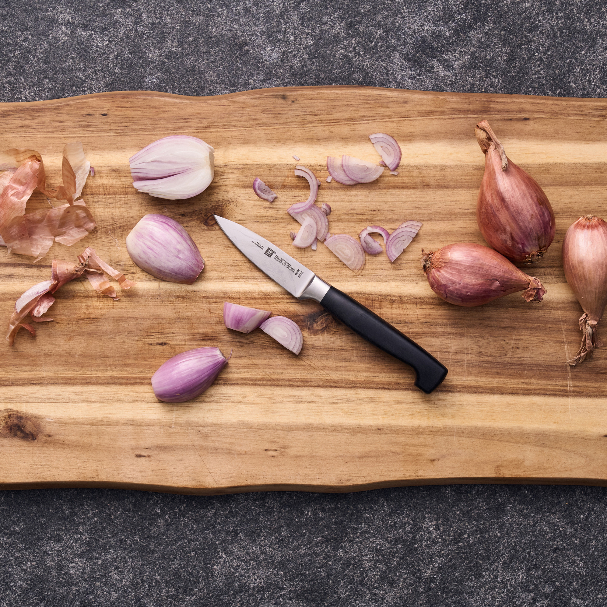 Couteau à larder et garnir 10 cm