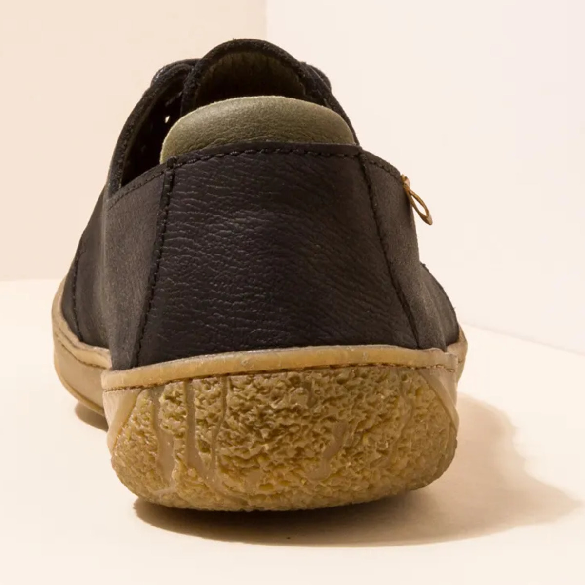 Zapatos N5381 PLEASANT BLACK / AMAZONAS color Black