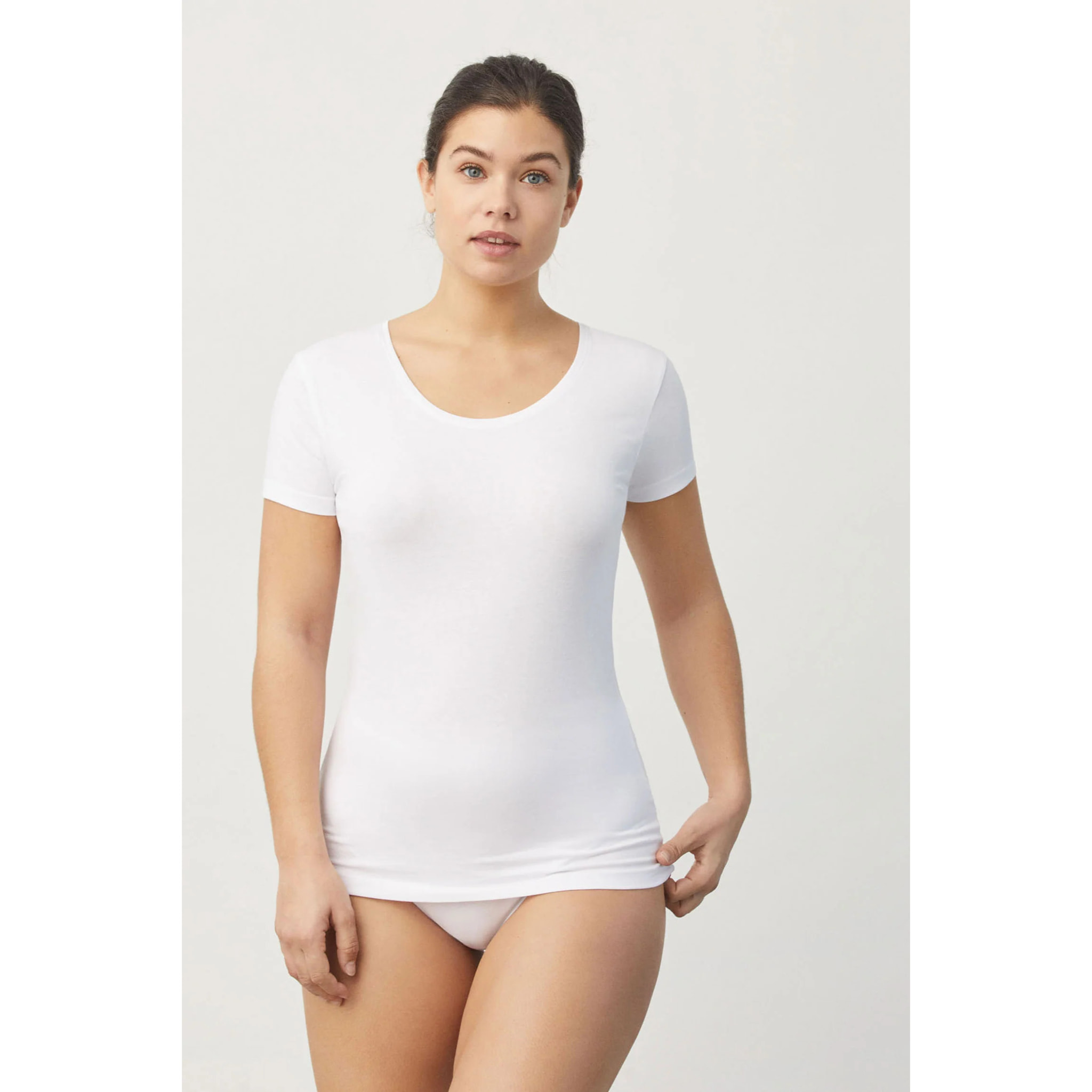 Maglietta bianca a maniche corte in cotone