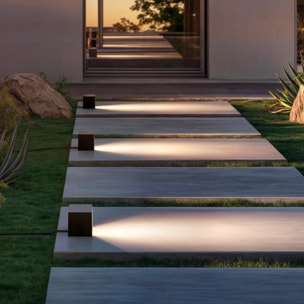 Borne solaire aluminium SHOW H12CM